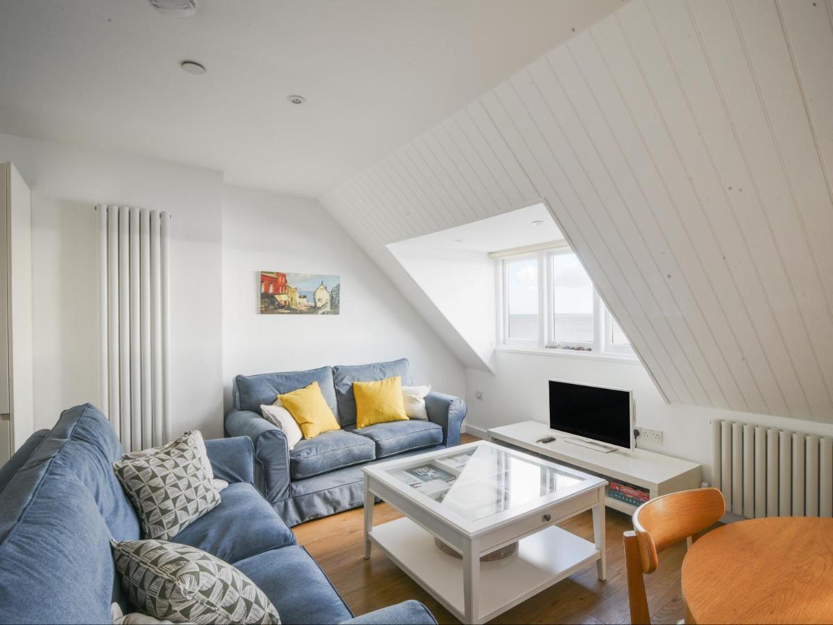 Seascape Apartment Lyme Regis Exterior photo
